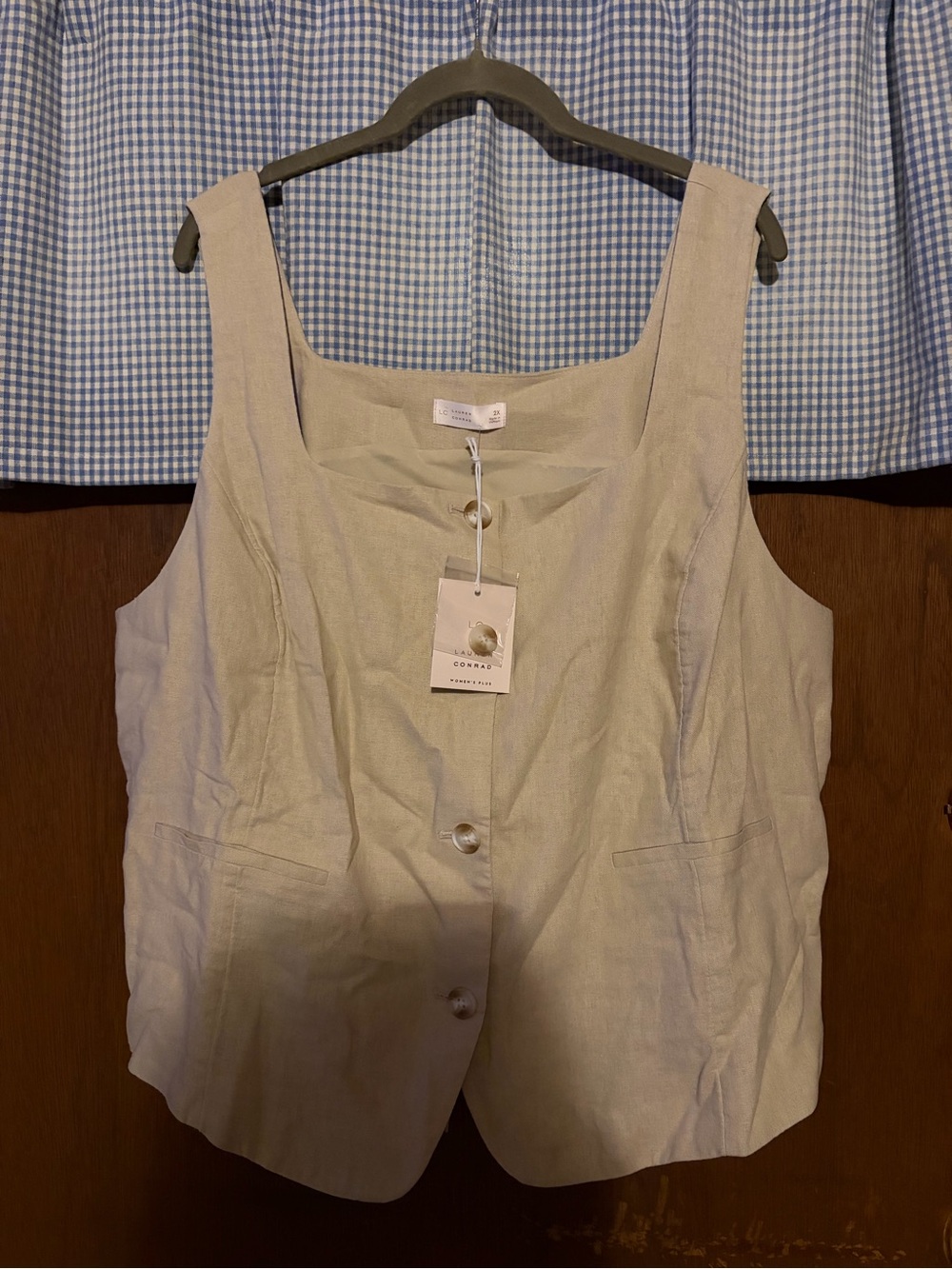 Sleeveless Button-Front Linen Blend Vest in Light Beige
